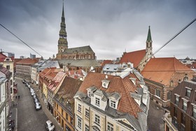 Rixwell Centra Hotel