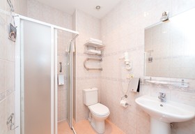 Rija Irina Hotel