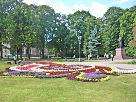 Sunny Esplanade By Old Town