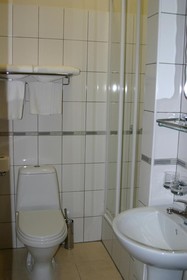 Aparjods Hotel & Restaurant