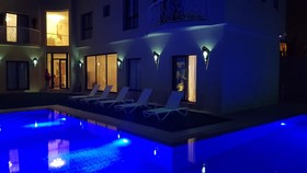 Villa Darfani