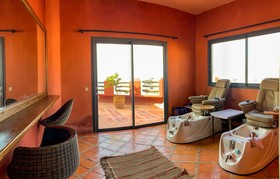 Borjs Hotel Suites & SPA