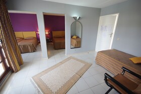 Hotel El Pueblo Tamlelt