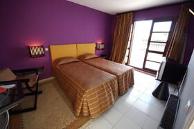 Hotel El Pueblo Tamlelt