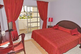 Hotel El Pueblo Tamlelt