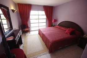 Hotel El Pueblo Tamlelt