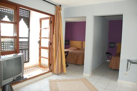 Hotel El Pueblo Tamlelt