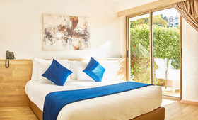 Mabrouk Hotel & Suites