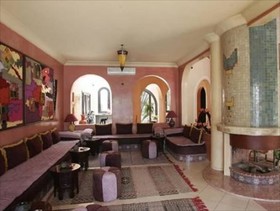 Villa Riadana