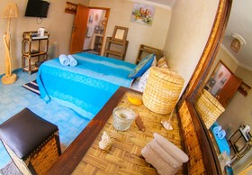 Free Surf Camp