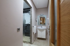 Silver Suites Hotel& Spa