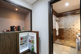 Silver Suites Hotel& Spa