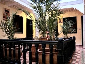 Riad Eraounak Souiri Hotel