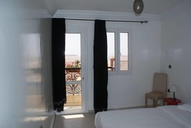 Residence Louzani - Hotel Apartment