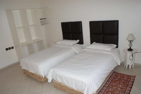 Residence Louzani - Hotel Apartment