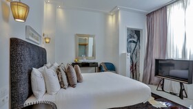 Suite Azur Hotel
