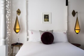 Suite Azur Hotel