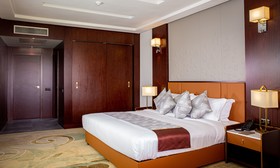 Waves Aquaparc & Hotel