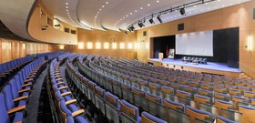 Amphitrite Palace Beach Hotel & Convention Centre