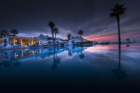 Amphitrite Palace Beach Hotel & Convention Centre