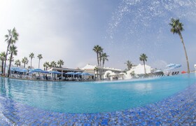 Amphitrite Palace Beach Hotel & Convention Centre