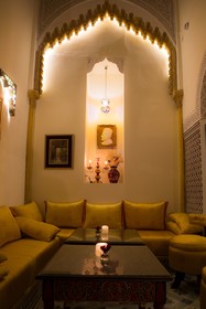 Dar Kika Salam by DKS
