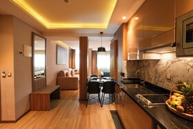 First Suites Hotel