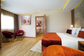 First Suites Hotel
