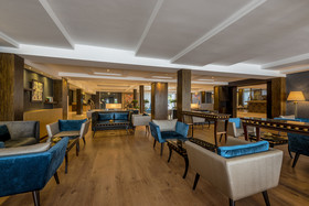 Dawliz Resort & Spa