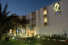 Golden Tulip Farah Safi