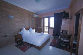 Riad Asfi