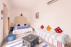 Riad Dar Nawfal - Guest House