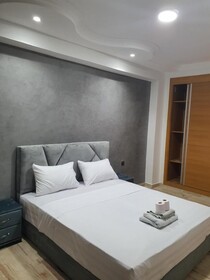 Les Belles Residences ''E''