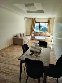 Les Belles Residences ''E''