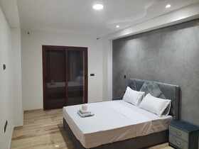Les Belles Residences ''E''