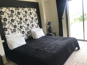 Apple Villa
