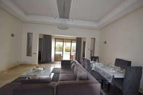Apple Villa