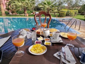 Equi Palace & Spa Near Aeroport