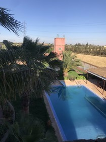 Equi Palace & Spa Near Aeroport