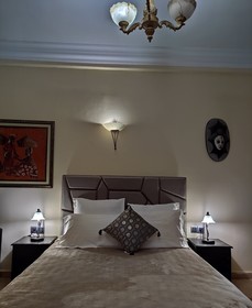 Equi Palace & Spa Near Aeroport
