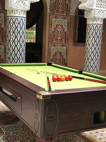 Equi Palace & Spa Near Aeroport