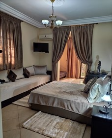 Equi Palace & Spa Near Aeroport