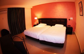 Palm's Hotel Club