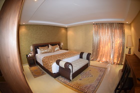Palm's Hotel Club