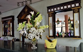 Palm's Hotel Club