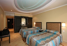 Golden Tulip Tghat Fès