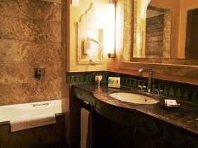 Palais Faraj Suites & Spa