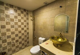 Palais Shazam & Spa