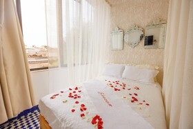 Palais Shazam & Spa