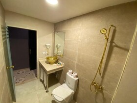 Palais Shazam & Spa